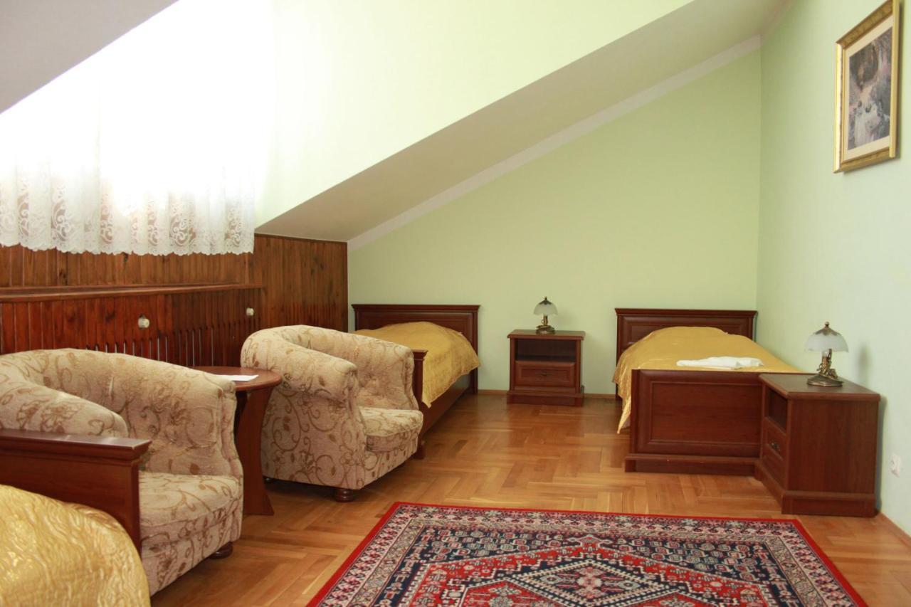 Palac W Nosowie Nosowo Exteriér fotografie